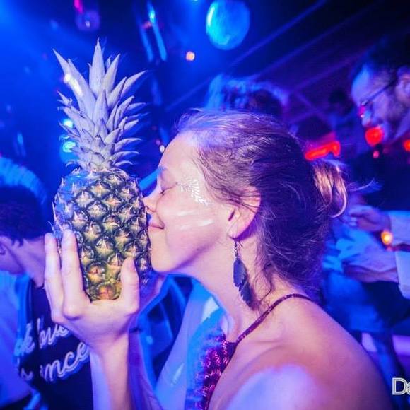 Meet your Posher, Rose - Picture 1 of 1